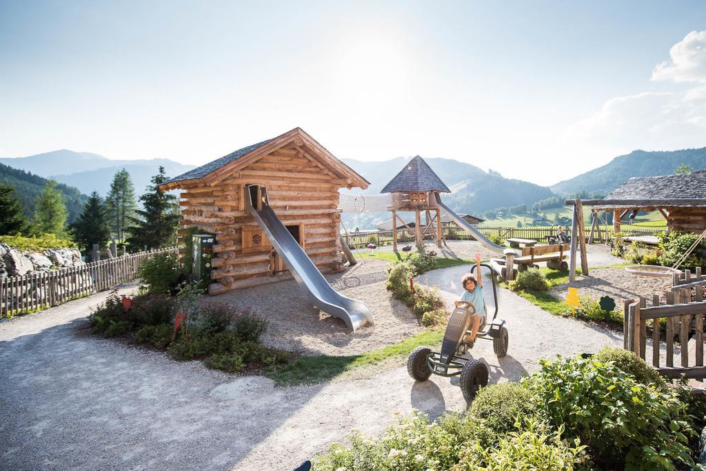 Übergossene Alm Resort Dienten am Hochkönig Eksteriør billede